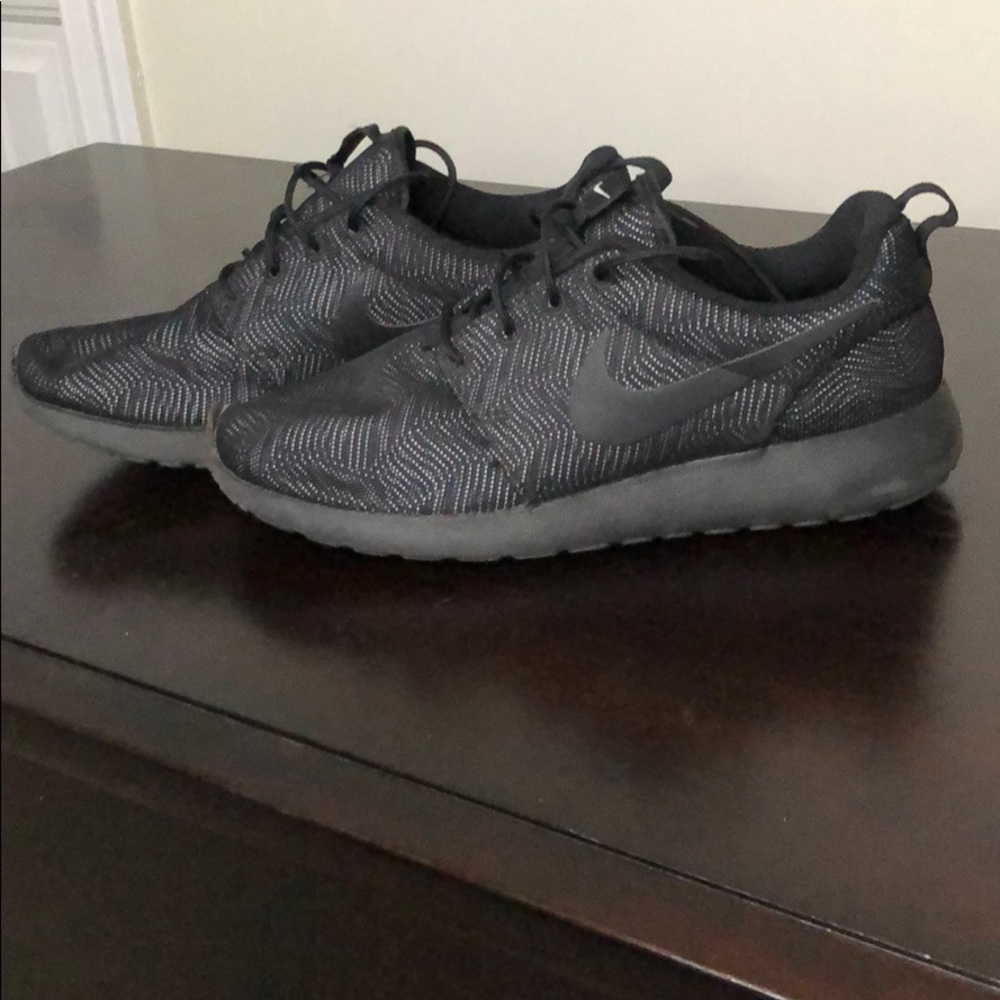 nike roshes